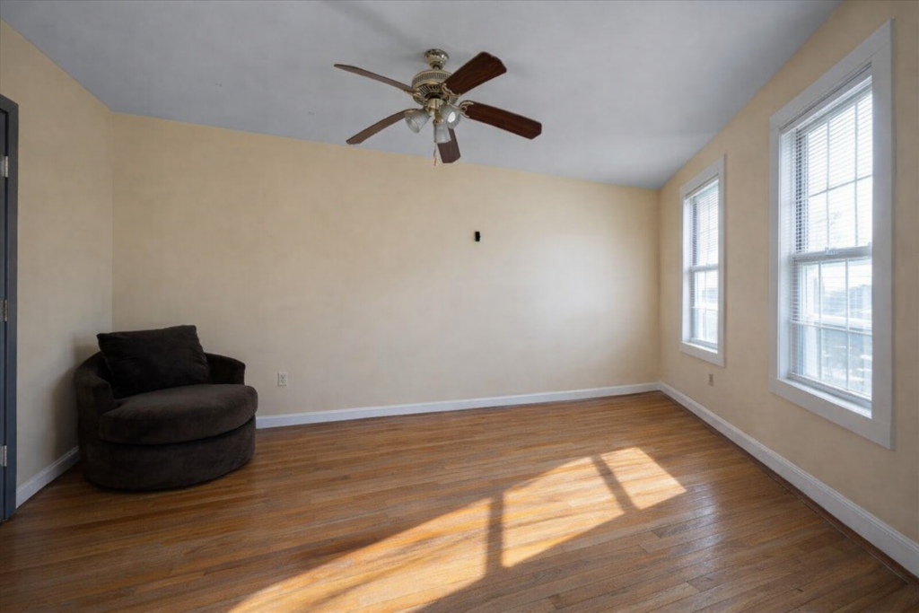 Gallery image 13